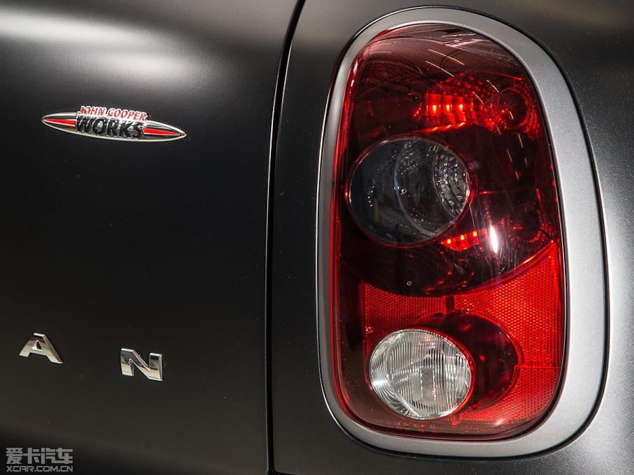 2013MINI JCW COUNTRYMAN JCW ALL4 Dakar