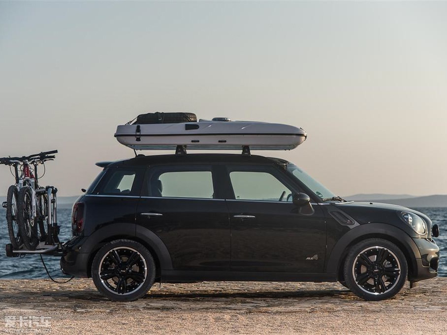 2013MINI COUNTRYMAN COOPER S All 4 Camp