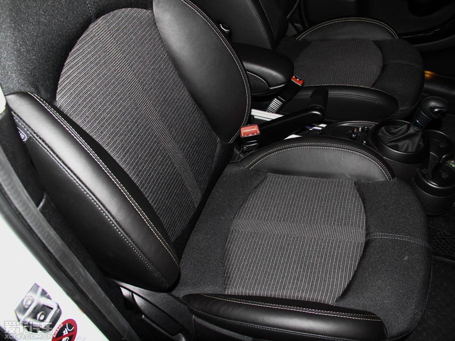 2013MINI COUNTRYMAN COOPER EXCITEMENT