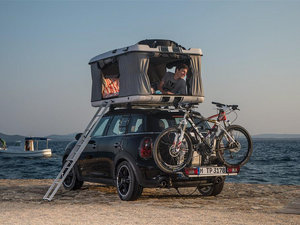 2013COOPER S All 4 Camp w^