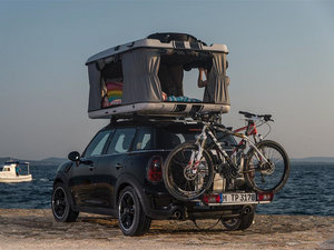 2013COOPER S All 4 Camp w^