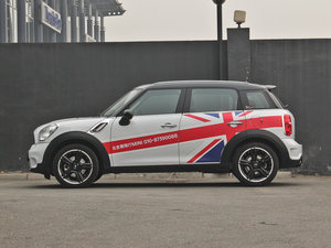 2013款COOPER S 整体外观