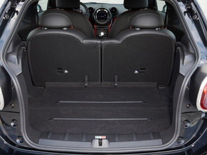 2013款John Cooper Works 空间座椅