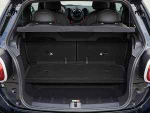 2013款John Cooper Works 空间座椅