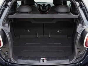 2013款John Cooper Works 空间座椅