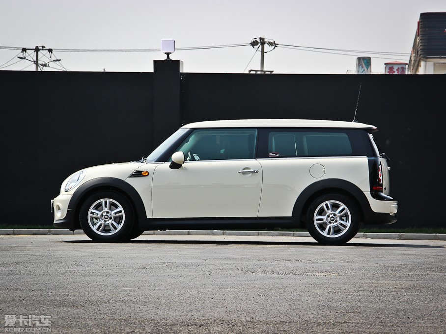 2013MINI CLUBMAN ONE CLUBMAN