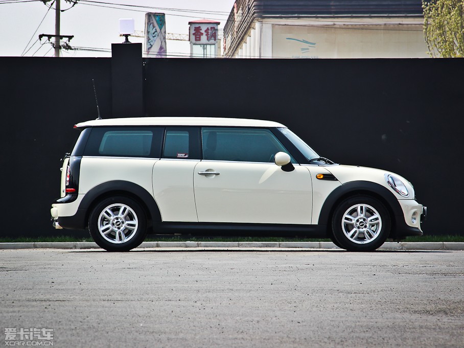 2013MINI CLUBMAN ONE CLUBMAN