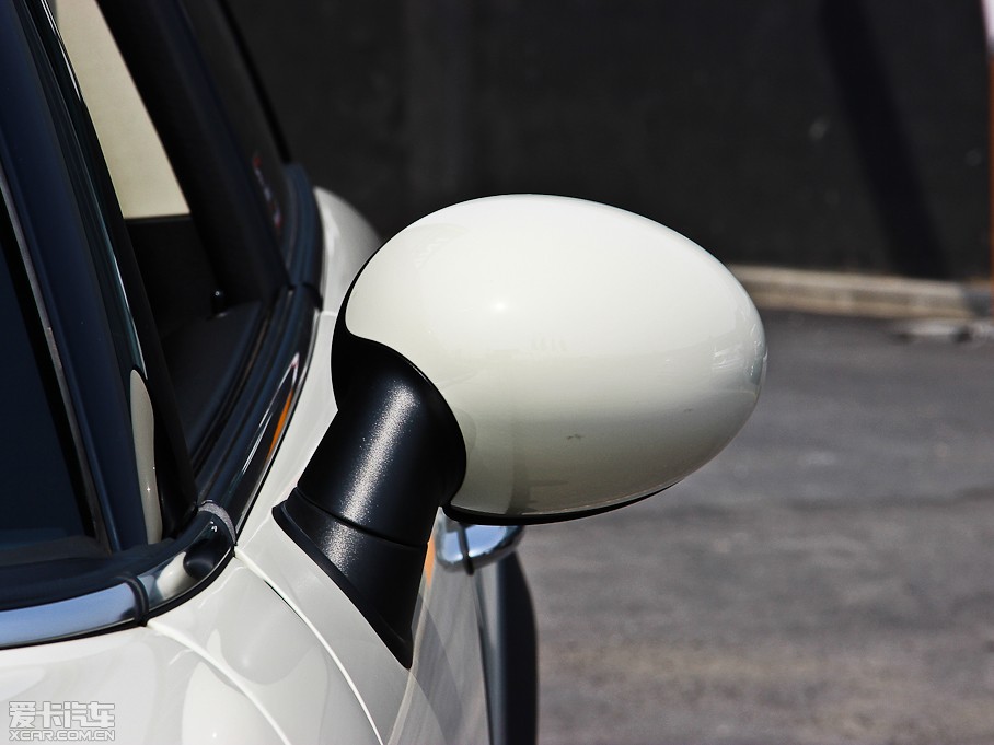 2013MINI CLUBMAN ONE CLUBMAN