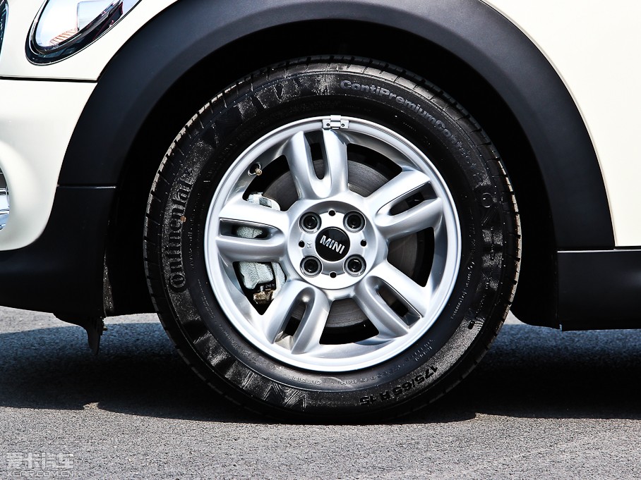 2013MINI CLUBMAN ONE CLUBMAN