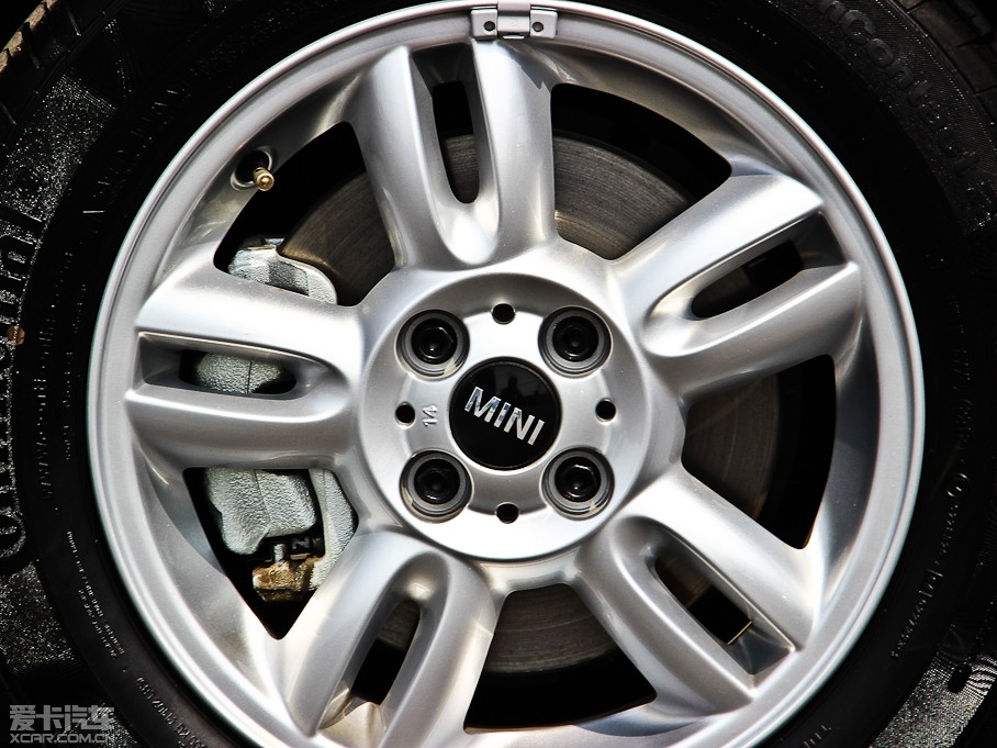 2013MINI CLUBMAN ONE CLUBMAN