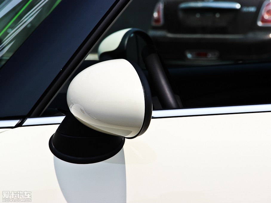 2013MINI CLUBMAN ONE CLUBMAN