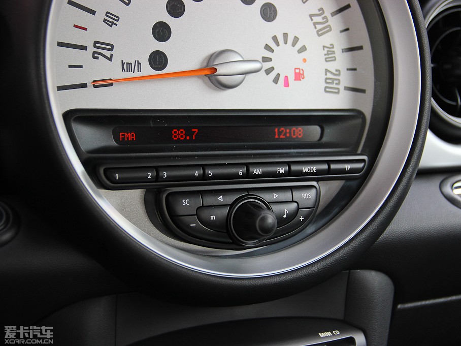 2013MINI CLUBMAN ONE CLUBMAN