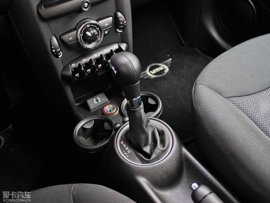 2013MINI CLUBMAN ONE CLUBMAN