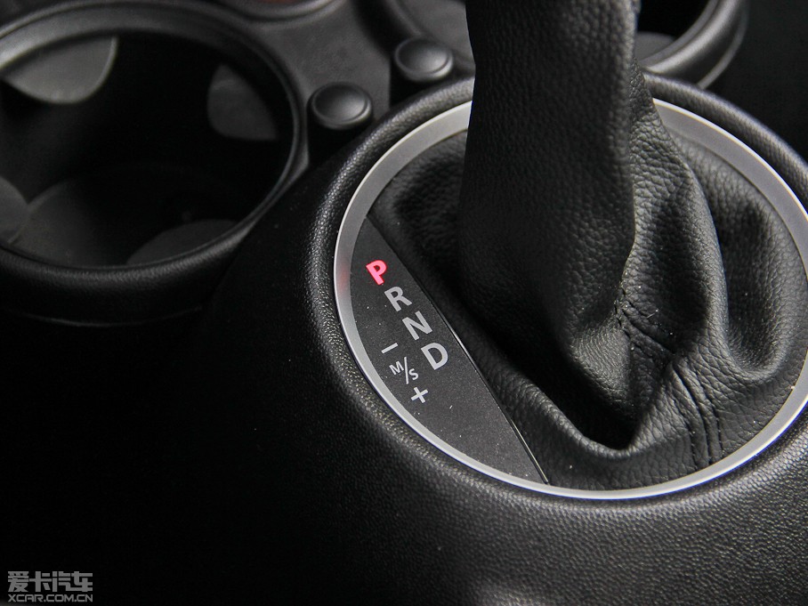 2013MINI CLUBMAN ONE CLUBMAN