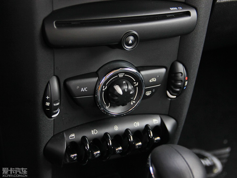 2013MINI CLUBMAN ONE CLUBMAN