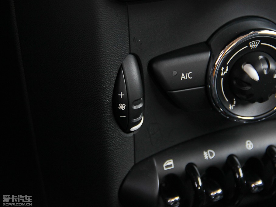 2013MINI CLUBMAN ONE CLUBMAN