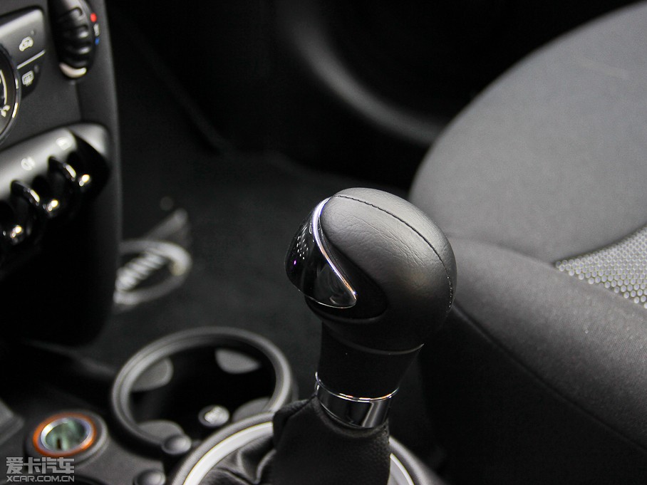 2013MINI CLUBMAN ONE CLUBMAN