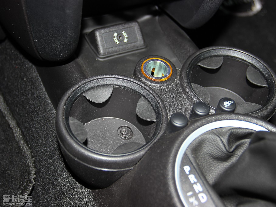 2013MINI CLUBMAN ONE CLUBMAN