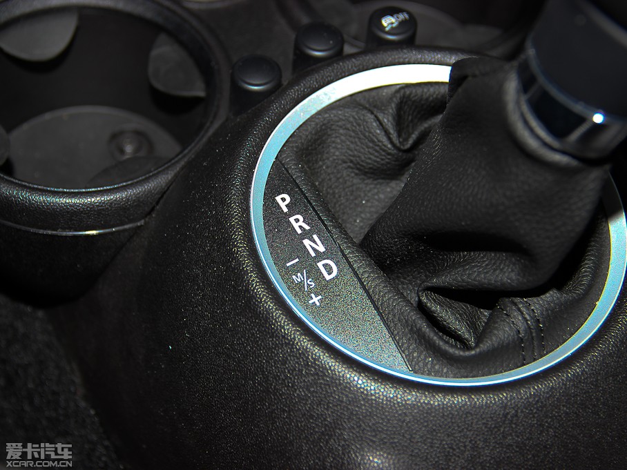 2013MINI CLUBMAN ONE CLUBMAN