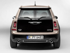 20131.6T Bond Street w^