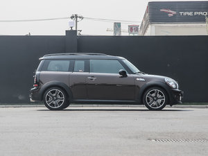 2013COOPER S CLUBMAN Excitement w^