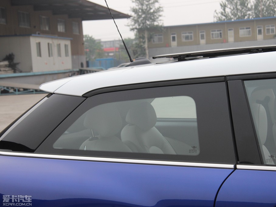 2013MINI PACEMAN 1.6L COOPER