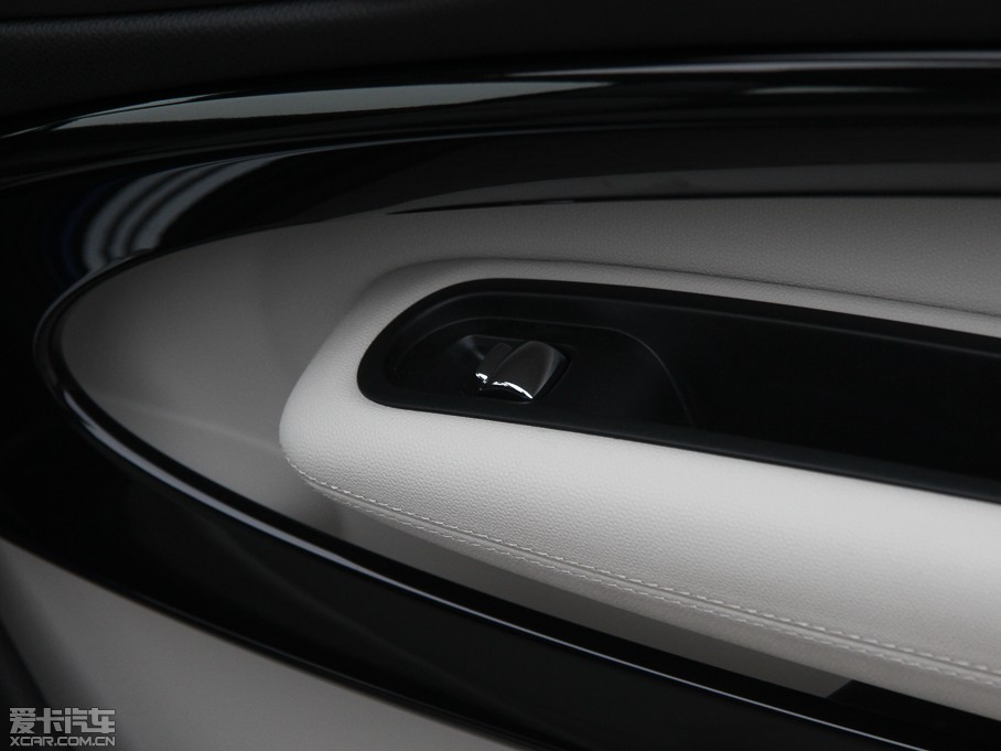 2013MINI PACEMAN 1.6L COOPER