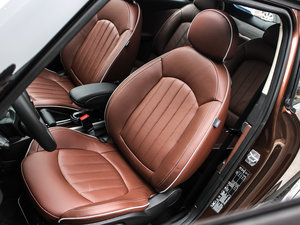 2013款1.6T COOPER S ALL 4 主驾驶座椅