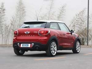 2013款1.6T COOPER S ALL 4 整体外观