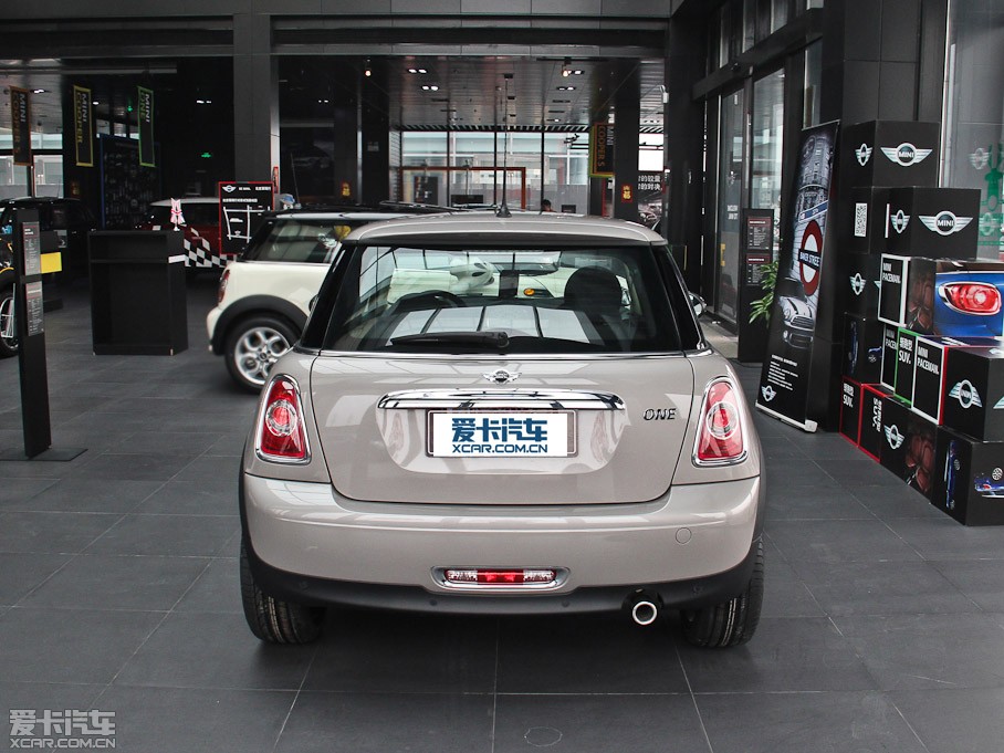 2013MINI ONE ڶ