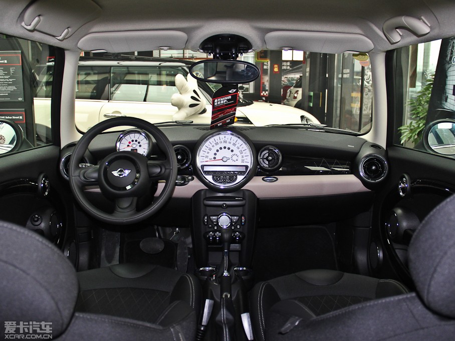 2013MINI ONE ڶ