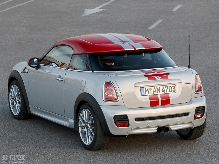 2013MINI JCW COUPE 1.6T