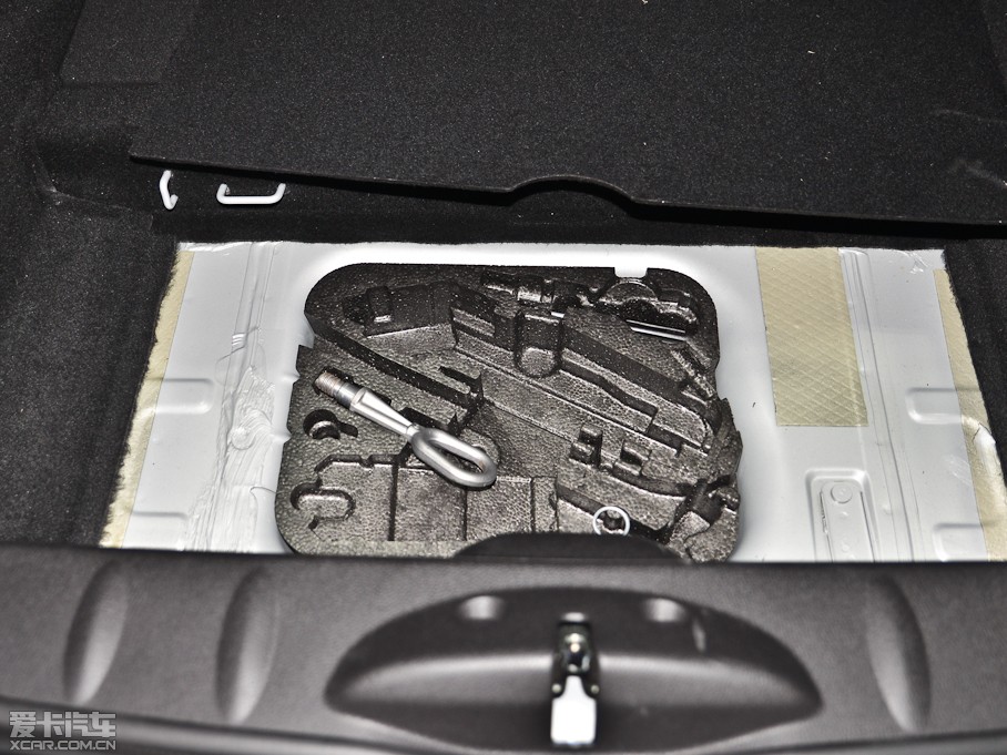 2013MINI JCW COUPE 1.6T