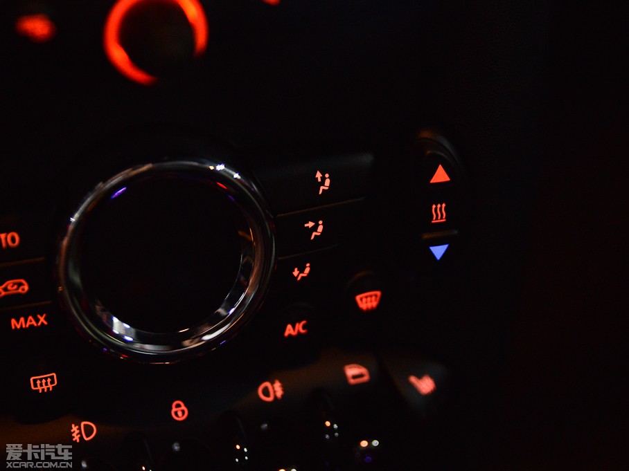 2013��MINI JCW COUPE 1.6T