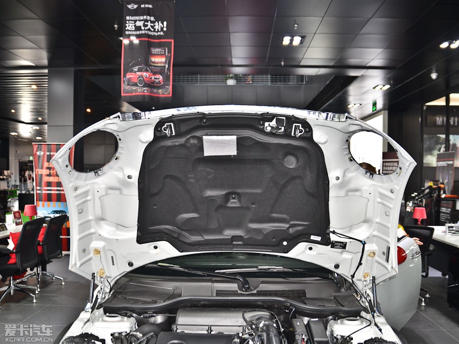 2013MINI JCW COUPE 1.6T