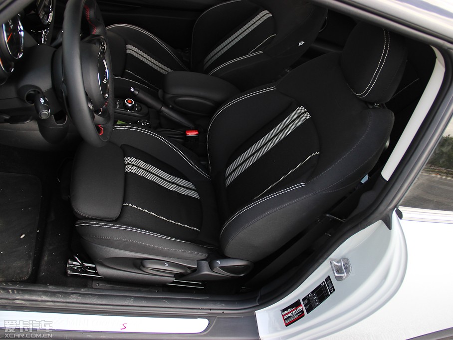 2014MINI 3-DOOR COOPER S Excitement