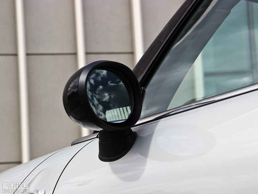 2014MINI 3-DOOR COOPER S Excitement