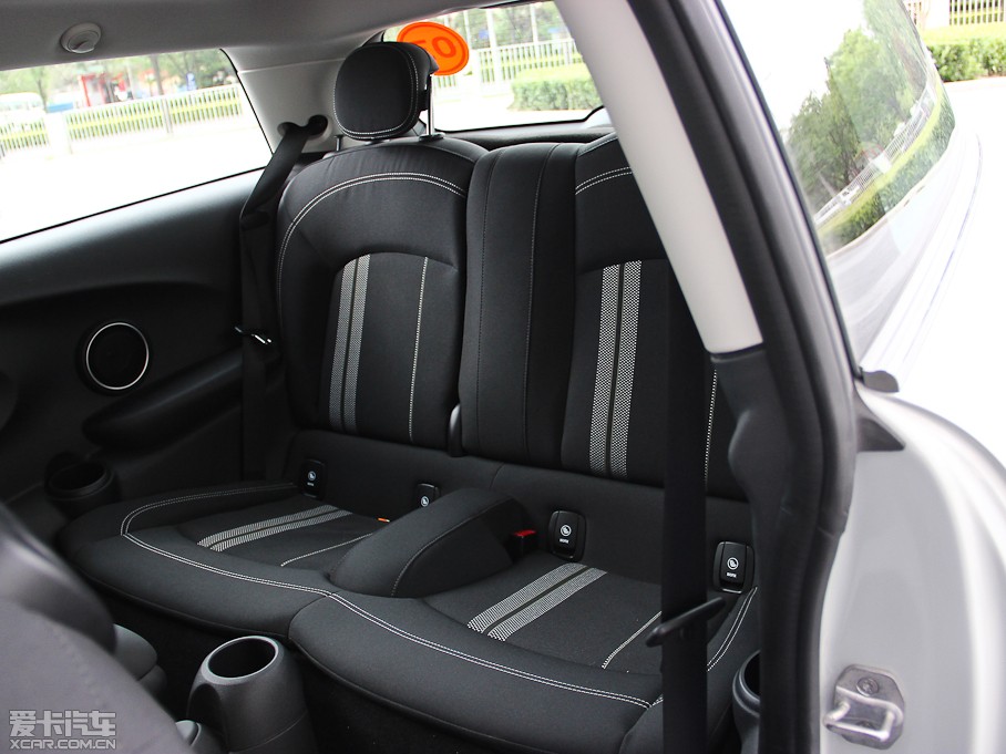 2014MINI 3-DOOR COOPER S Excitement