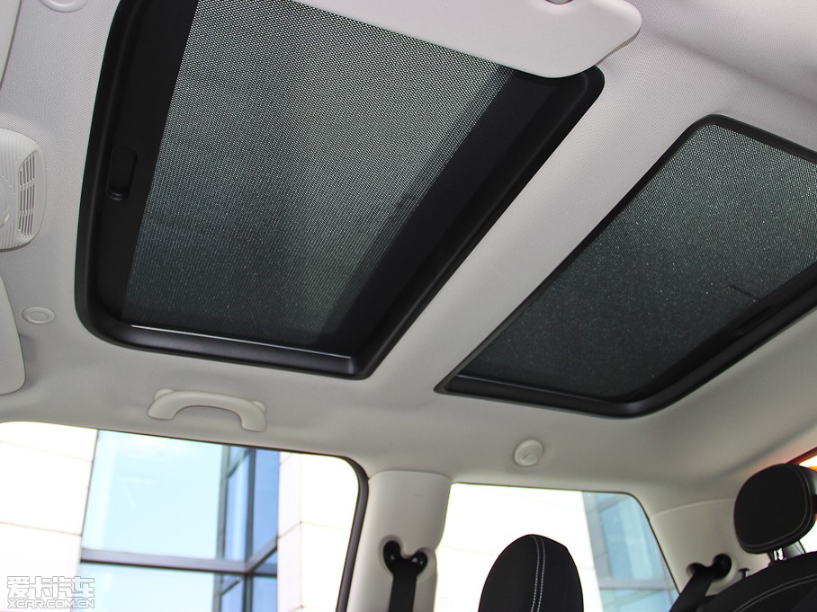 2014MINI 3-DOOR COOPER S Excitement