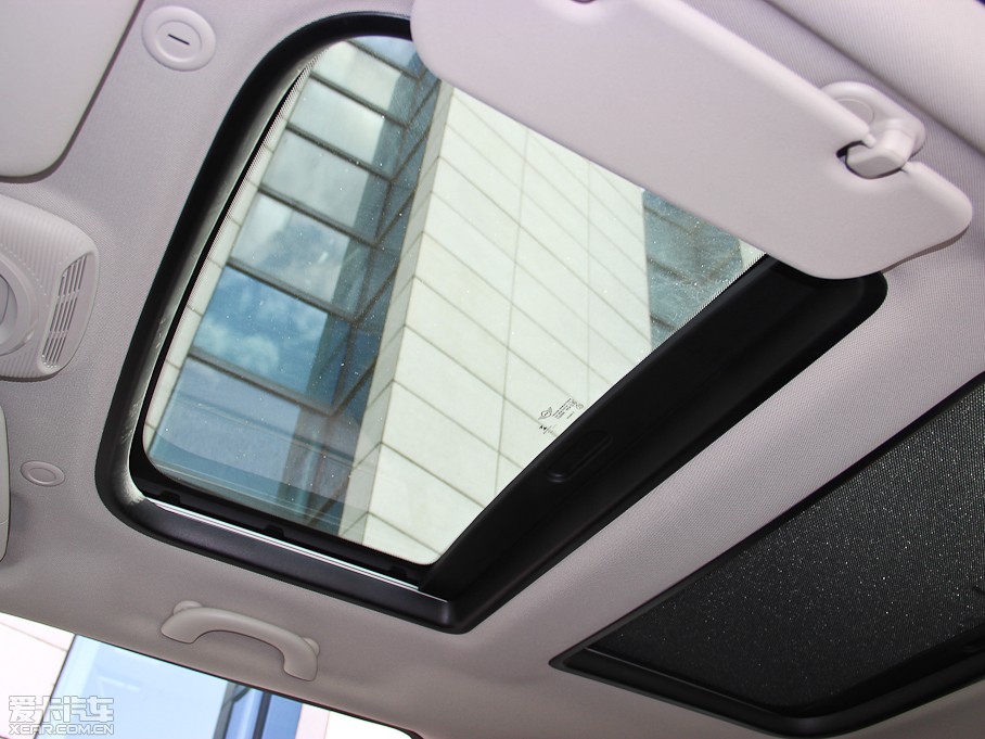 2014MINI 3-DOOR COOPER S Excitement