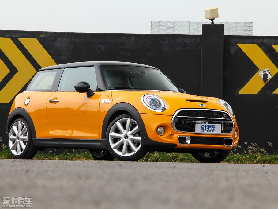 2014MINI 3-DOOR COOPER S Excitement