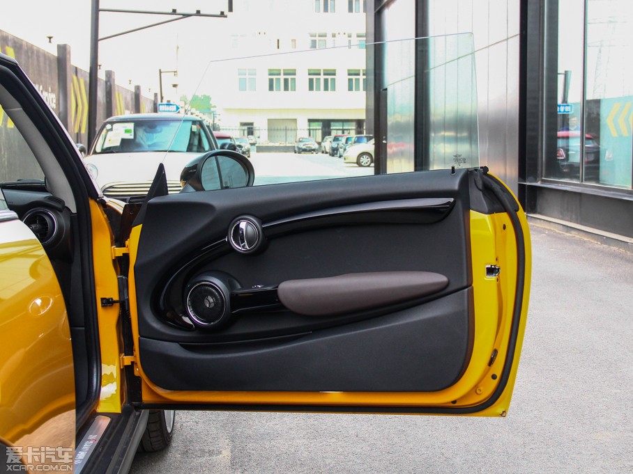 2014MINI 3-DOOR COOPER S Excitement