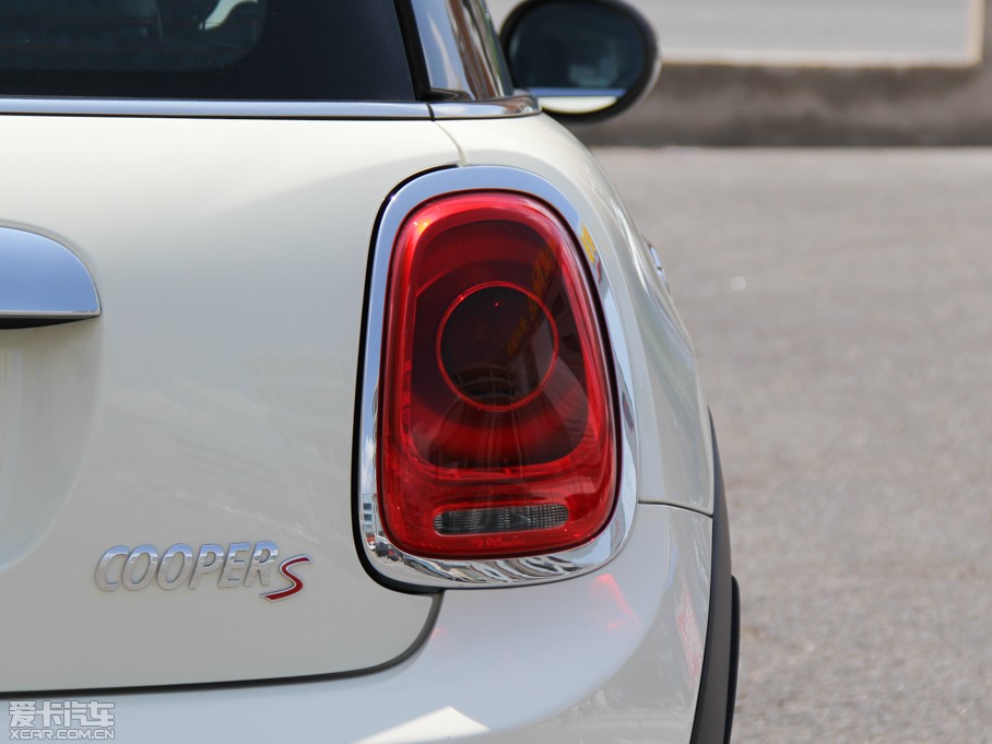2014MINI 3-DOOR COOPER S Excitement