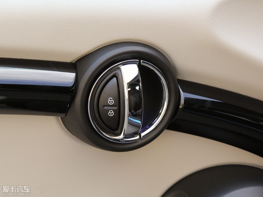 2014MINI 3-DOOR COOPER S Excitement