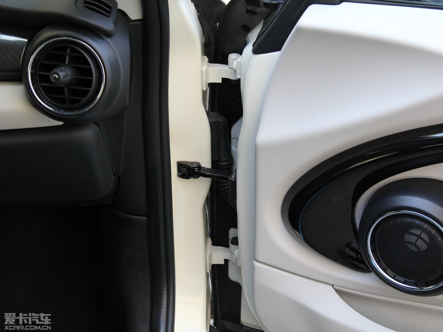 2014MINI 3-DOOR COOPER S Excitement