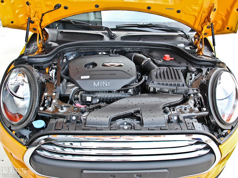 2014MINI 3-DOOR ONE
