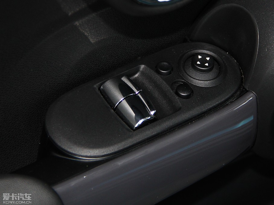 2014MINI 3-DOOR ONE+