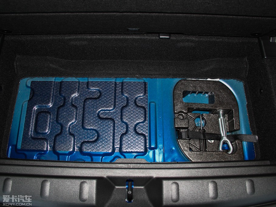 2014MINI 3-DOOR ONE+