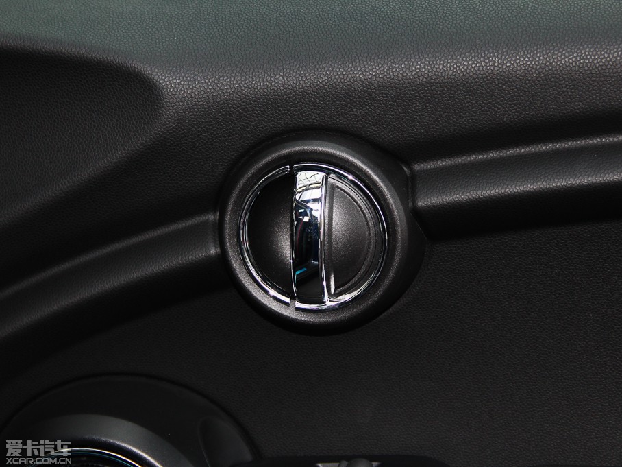 2014MINI 3-DOOR ONE+