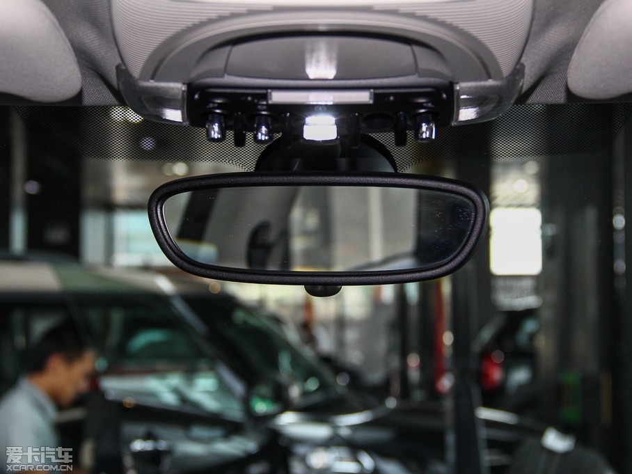 2014MINI 3-DOOR ONE+